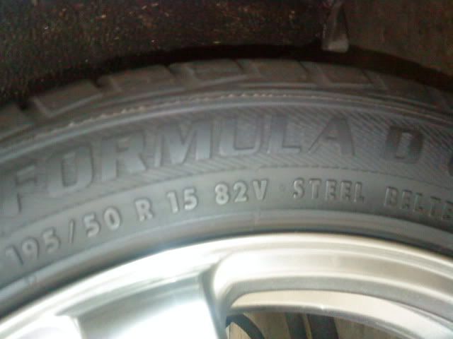 Dunlop D01