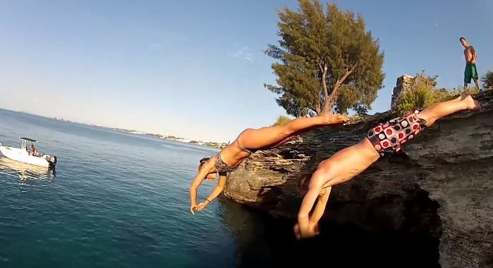  photo Girls-Cliff-Jumping-Bermuda_zpsijxljocg.jpg