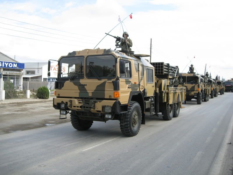 TurkishmilitaryparadeOct2009064.jpg
