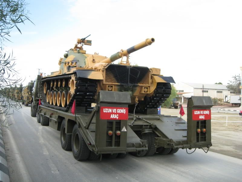 TurkishmilitaryparadeOct2009075.jpg