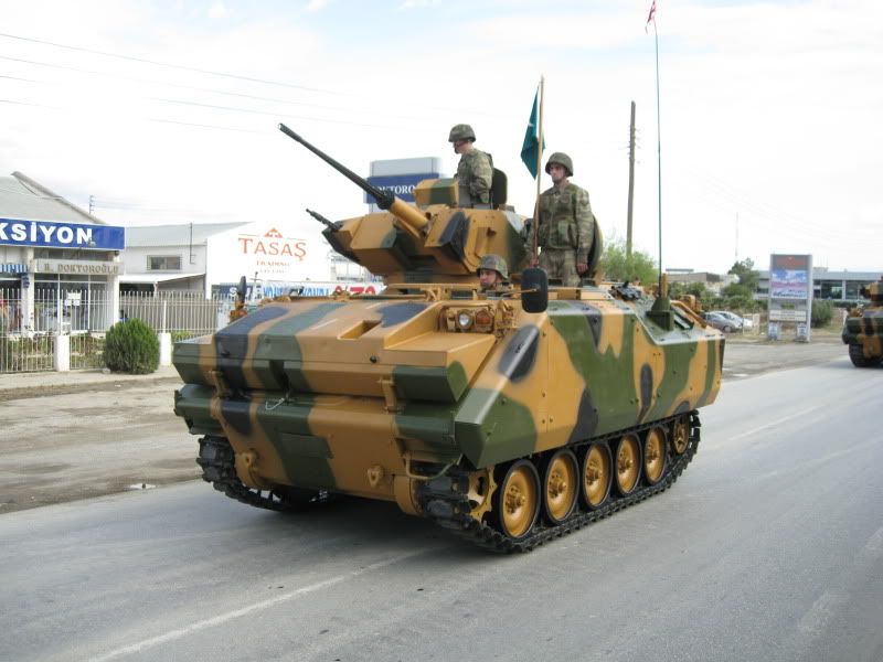 TurkishmilitaryparadeOct2009104.jpg