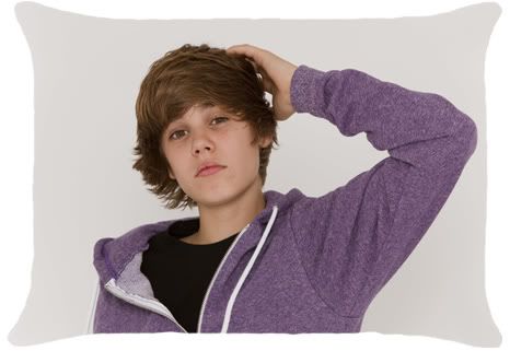 justin bieber sleeping pics. NEW Justin Bieber Sleeping